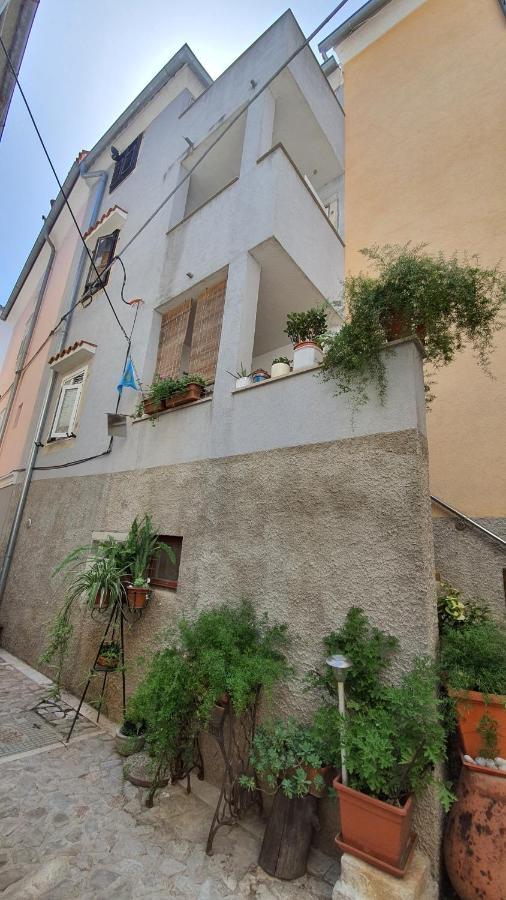 Franceska Apartmani Cres Kültér fotó